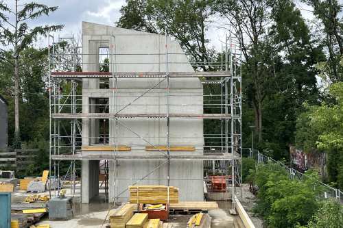Schneefinkenweg Baustelle Treppenhaus